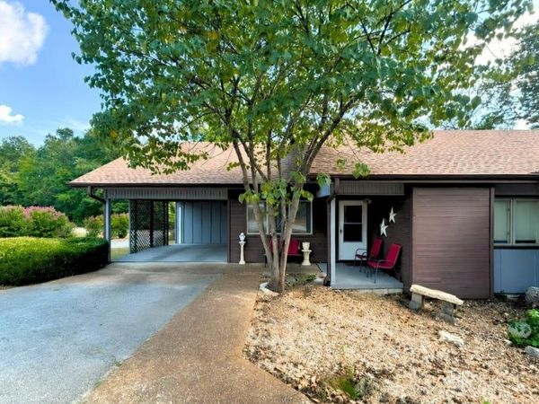 1 Tenkiller Trace, Cherokee Village, AR 72529