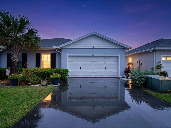 818 Persimmon Place, Fort Pierce, FL 34981