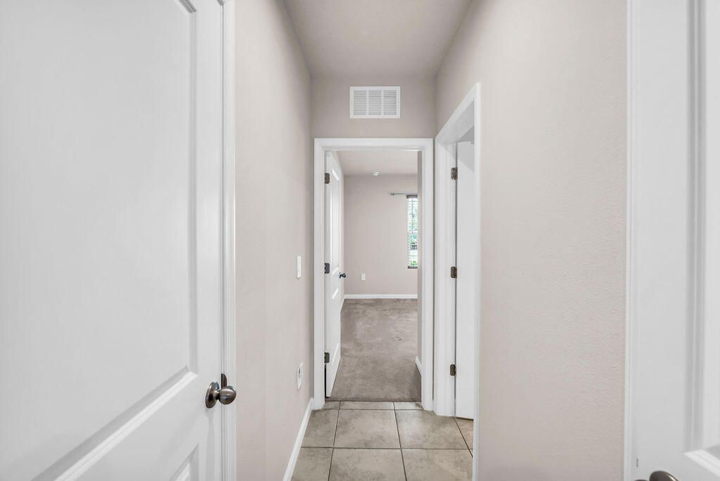 818 Persimmon Place, Fort Pierce, FL 34981 Photo