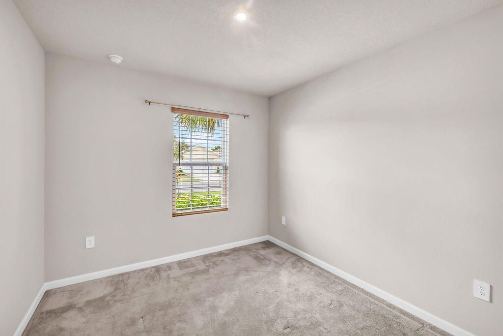 818 Persimmon Place, Fort Pierce, FL 34981 Photo