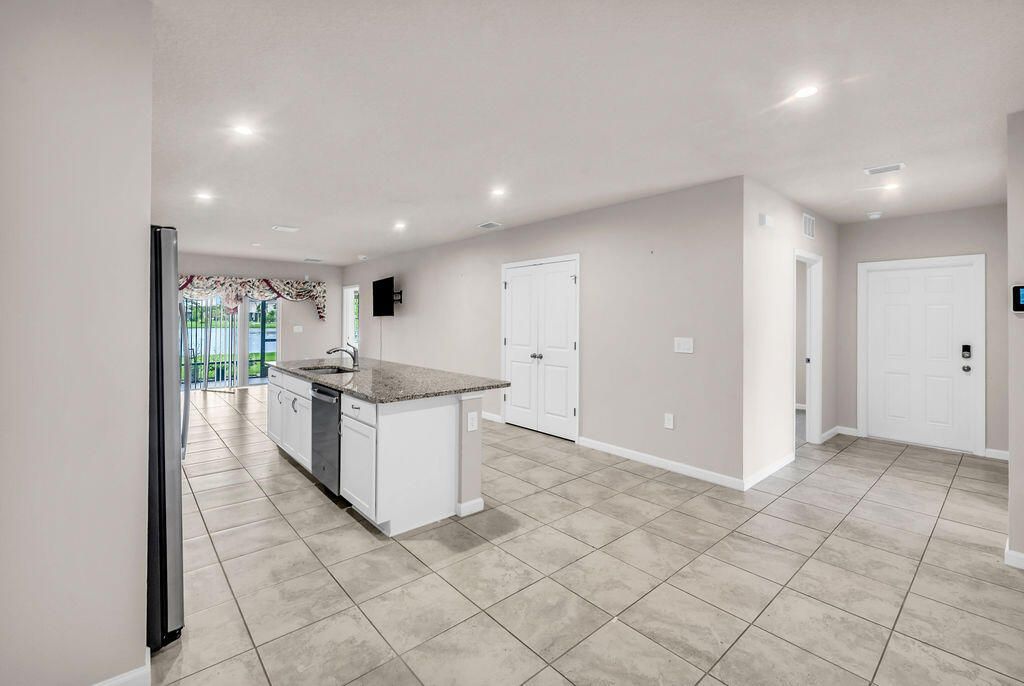 818 Persimmon Place, Fort Pierce, FL 34981 Photo