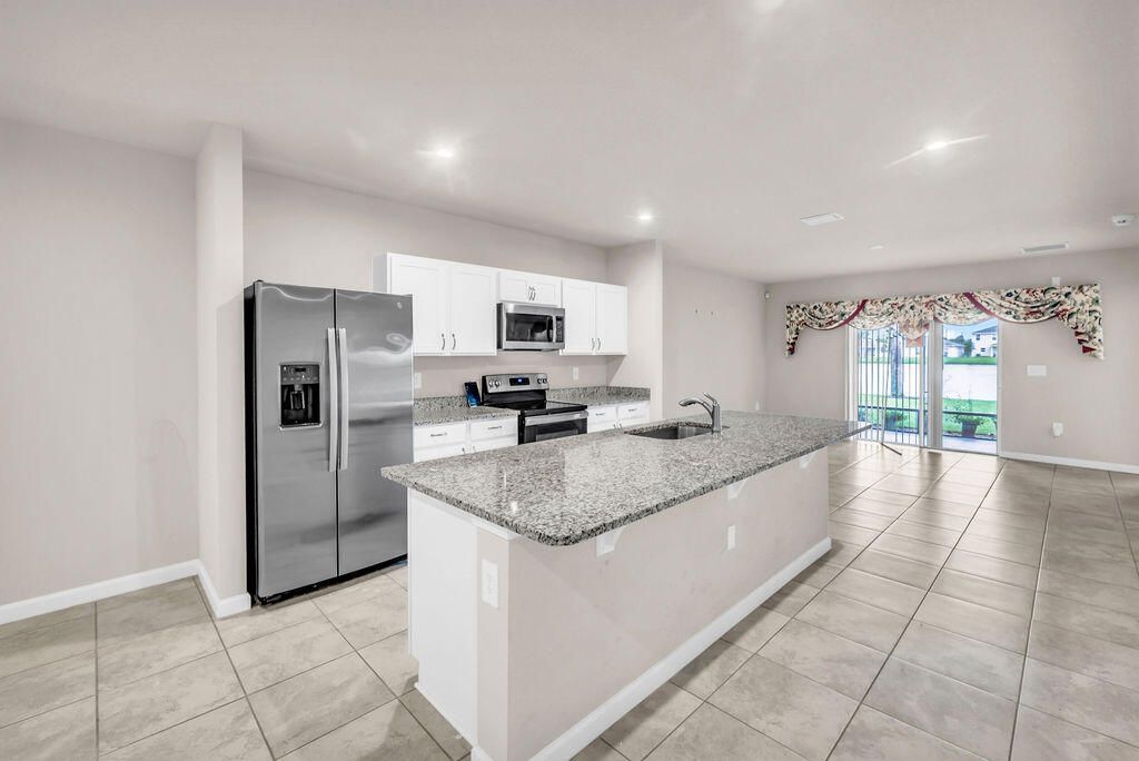 818 Persimmon Place, Fort Pierce, FL 34981 Photo