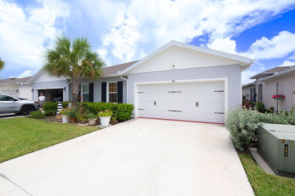 818 Persimmon Place, Fort Pierce, FL 34981 Photo