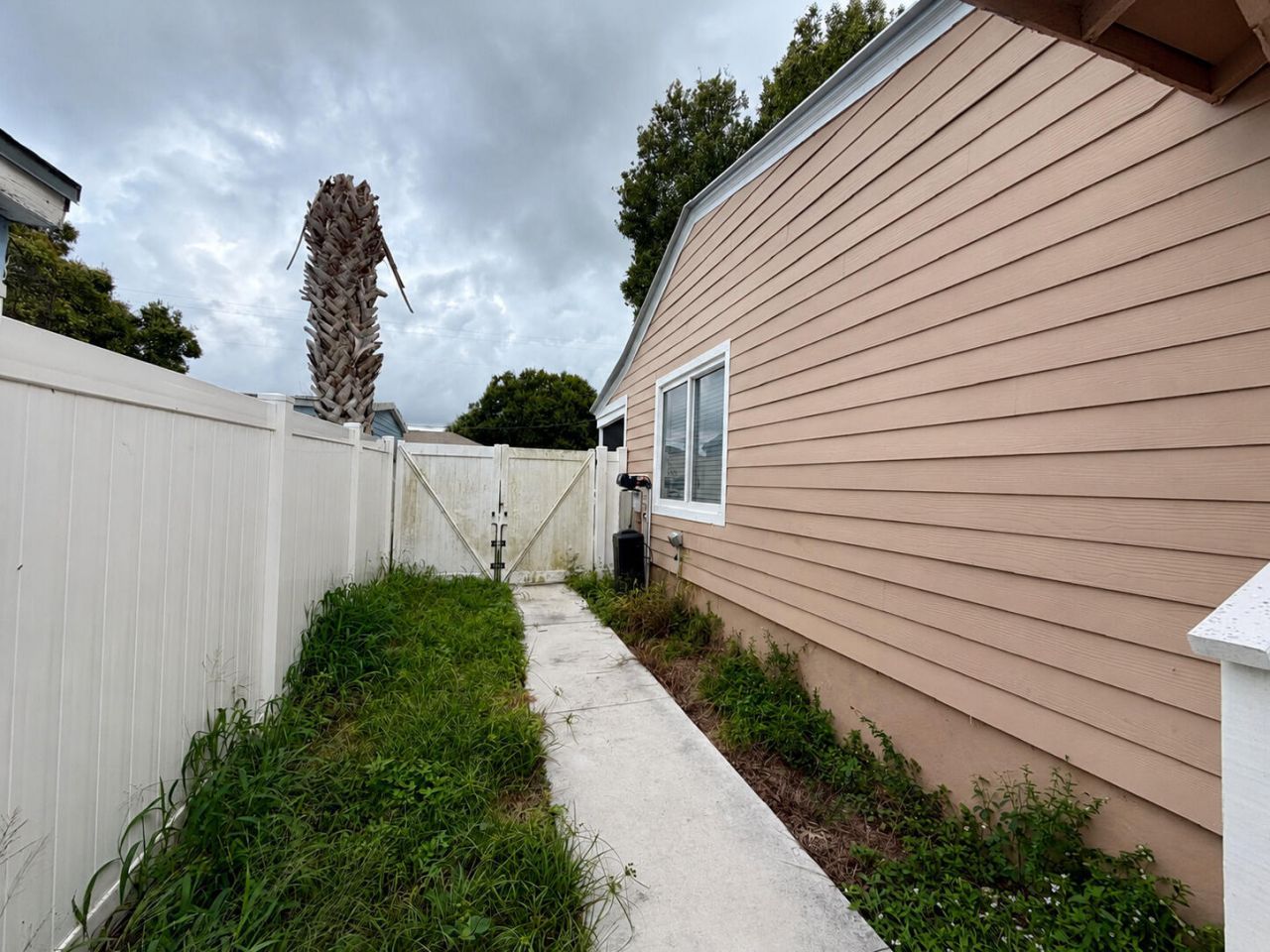 1204 Easter Avenue, Fort Pierce, FL 34950 Photo