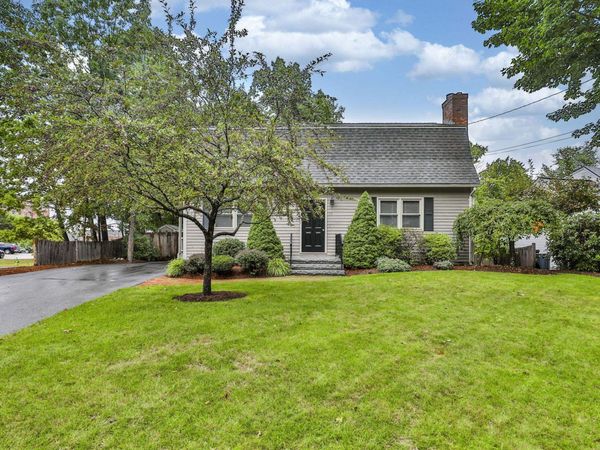 35 Smyth Lane, Manchester, NH 03104