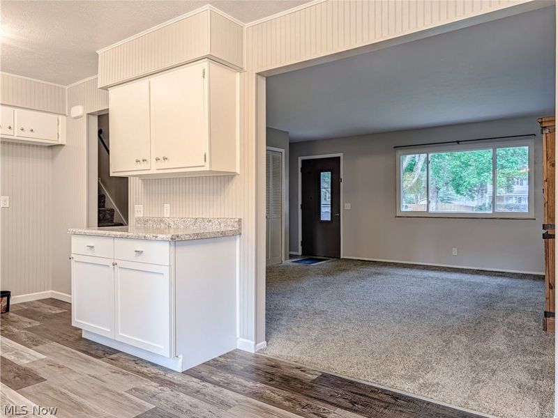 8636 Camelot Avenue NW, Canal Fulton, OH 44614 Photo 5