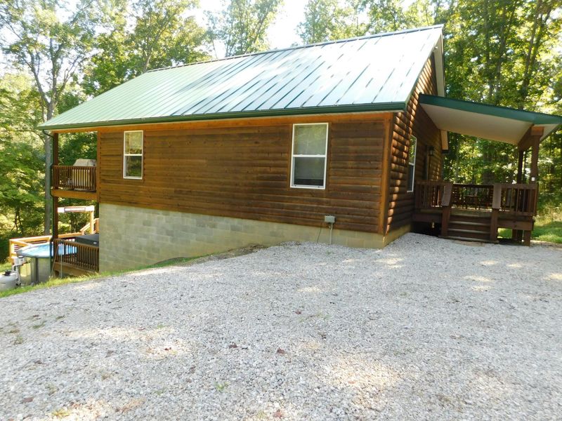 16716 Skinner Road, Logan, OH 43138 Photo 3
