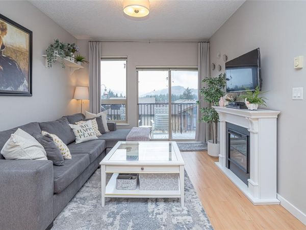3240 Jacklin Rd, Unit #402, Langford, BC V9C 3T6