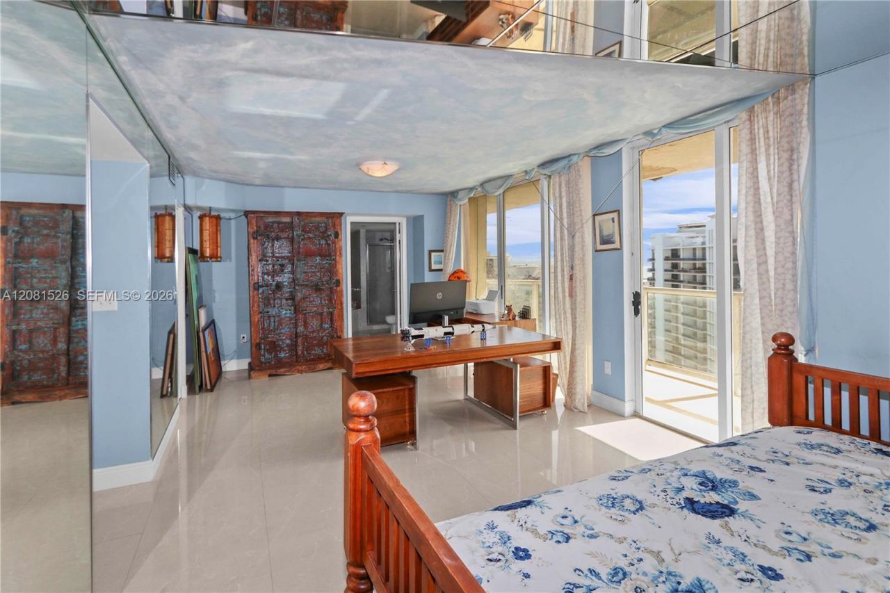 5900 Collins Ave, Unit 2304, Miami Beach, FL 33140 Photo