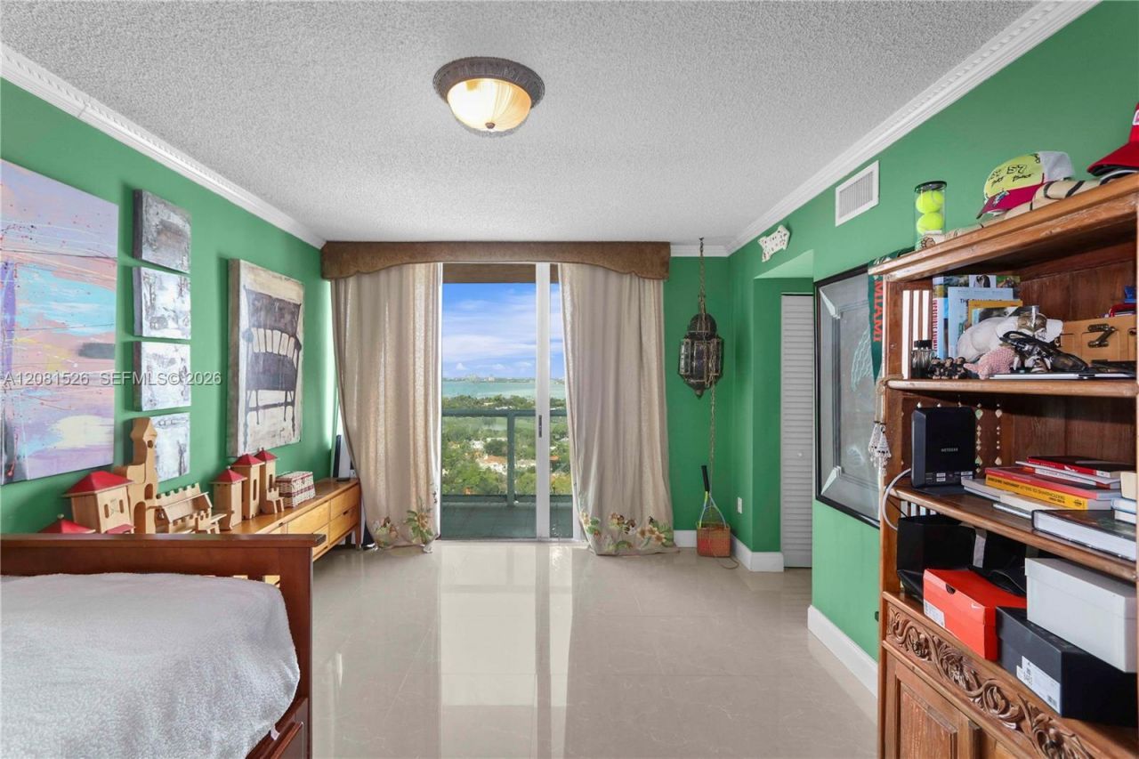 5900 Collins Ave, Unit 2304, Miami Beach, FL 33140 Photo