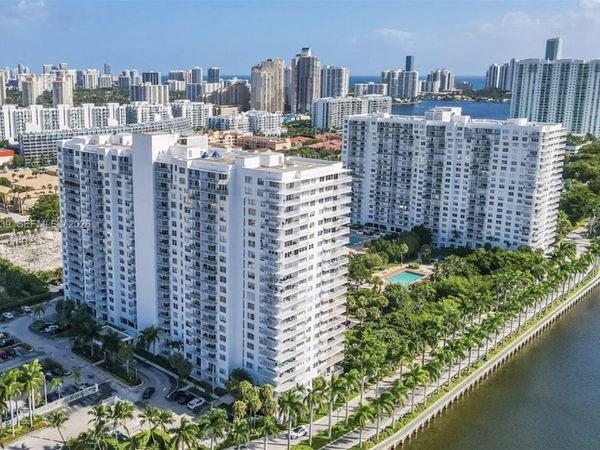 2851 NE 183rd St , Unit 501E, Aventura, FL 33160