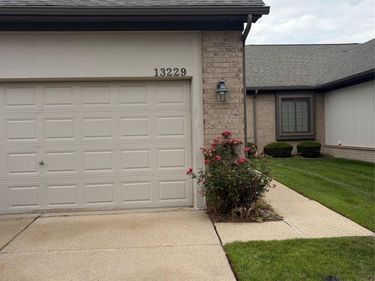 13229 Highland Circle , Unit 51, Sterling Heights, Mi 48312