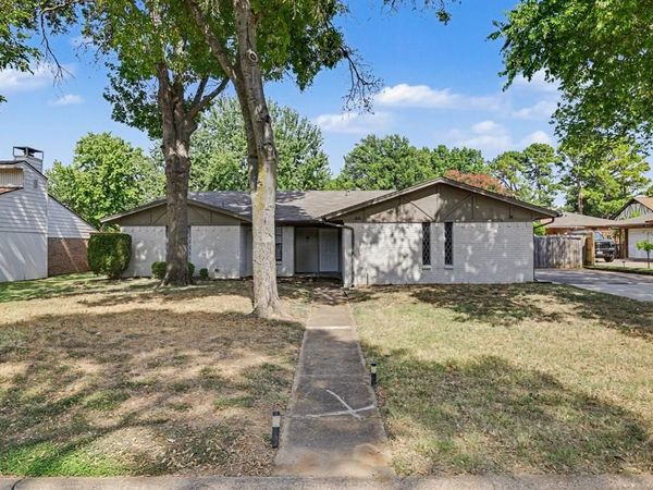 826 Glacier Lane, Grapevine, TX 76051
