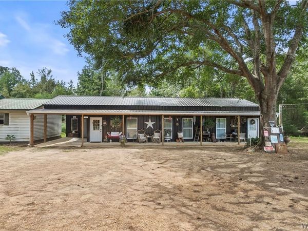 16207 Wyatt Lane , Moundville, AL 35474