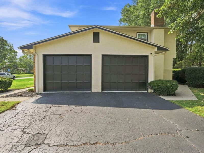 6376 Peach Tree Road, Columbus, OH 43213 Photo 2