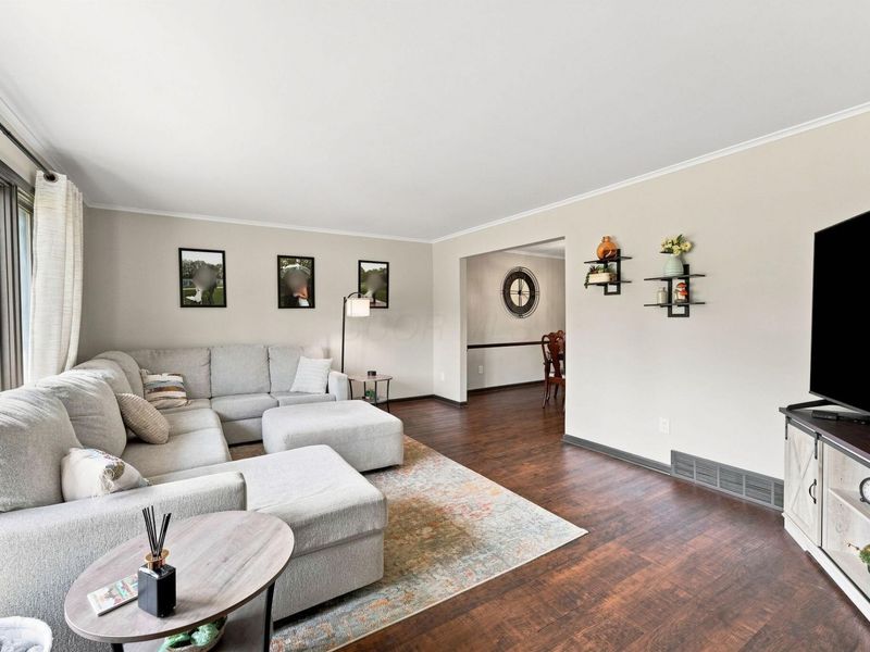 6376 Peach Tree Road, Columbus, OH 43213 Photo 6