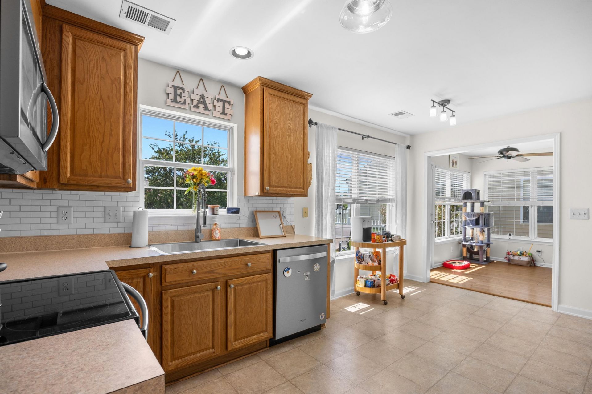 2629 Scarecrow Way Photo 18