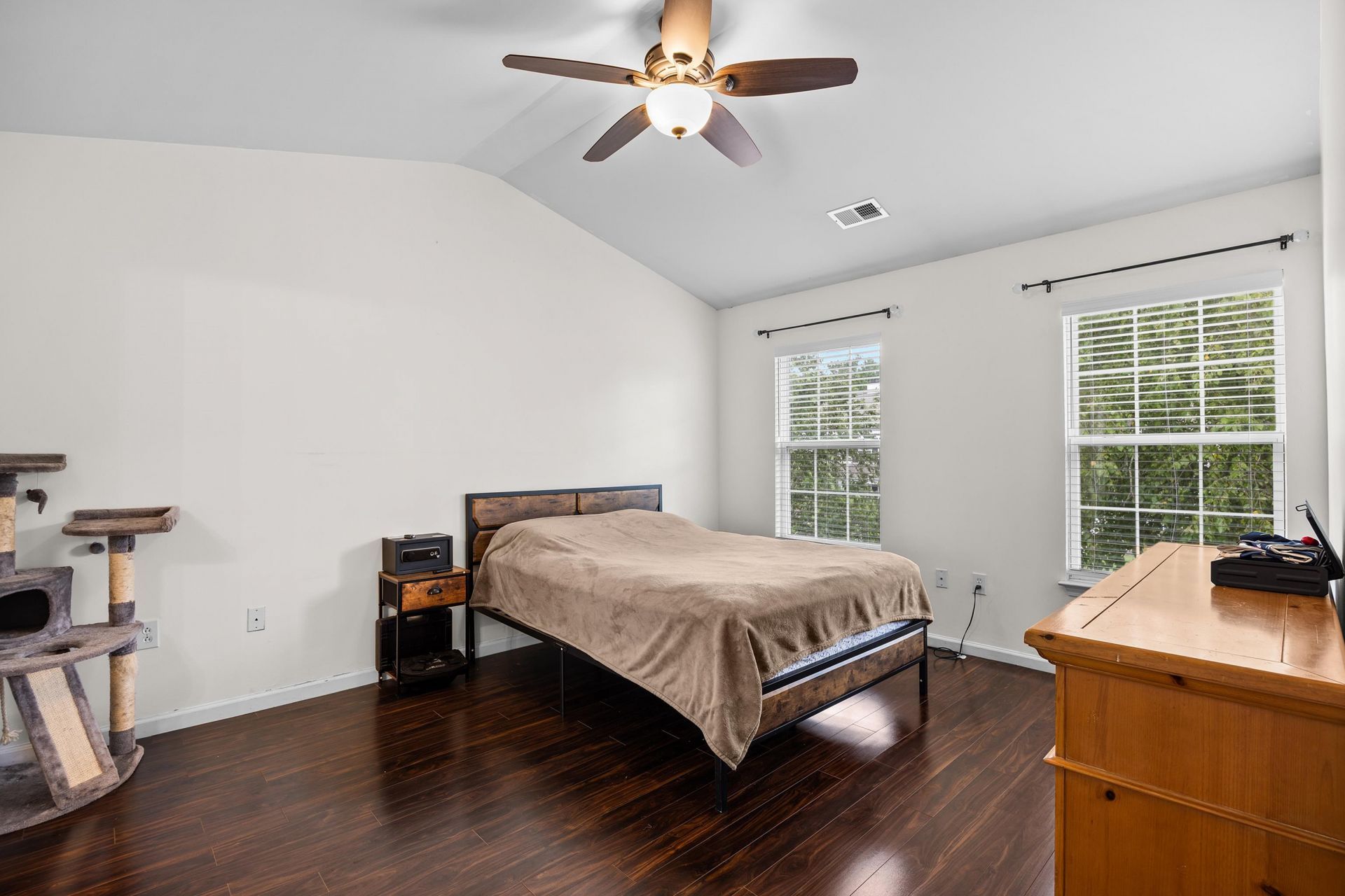 2629 Scarecrow Way Photo 20