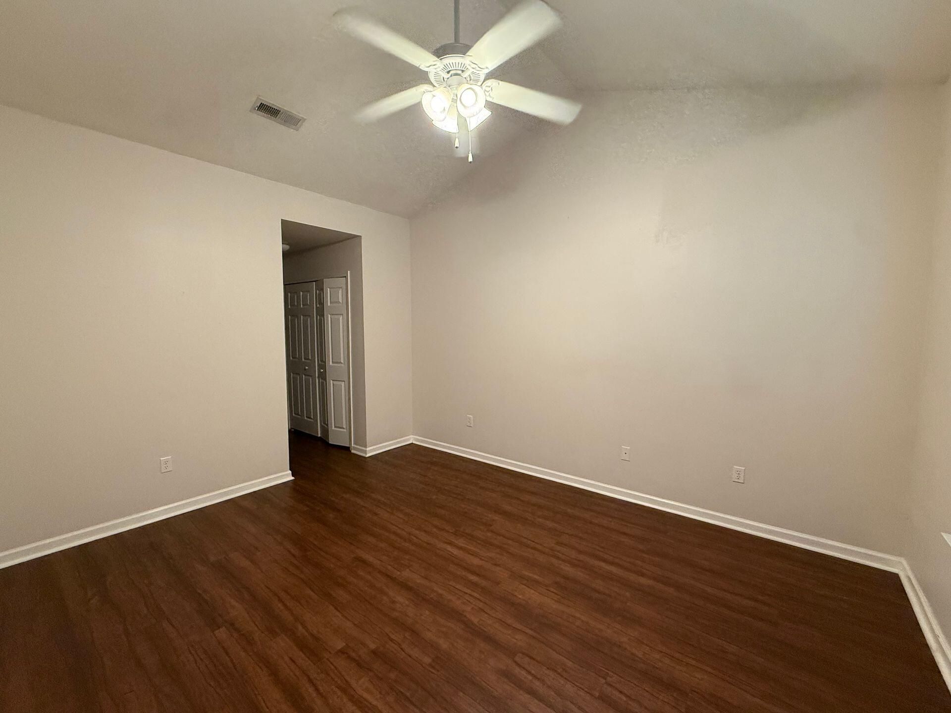 222 Kelsey Boulevard Photo 14