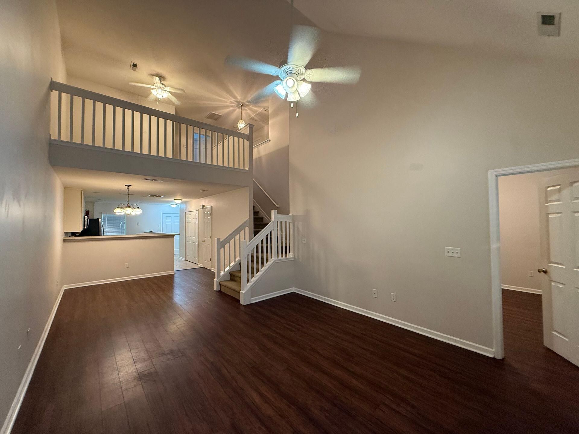 222 Kelsey Boulevard Photo 8