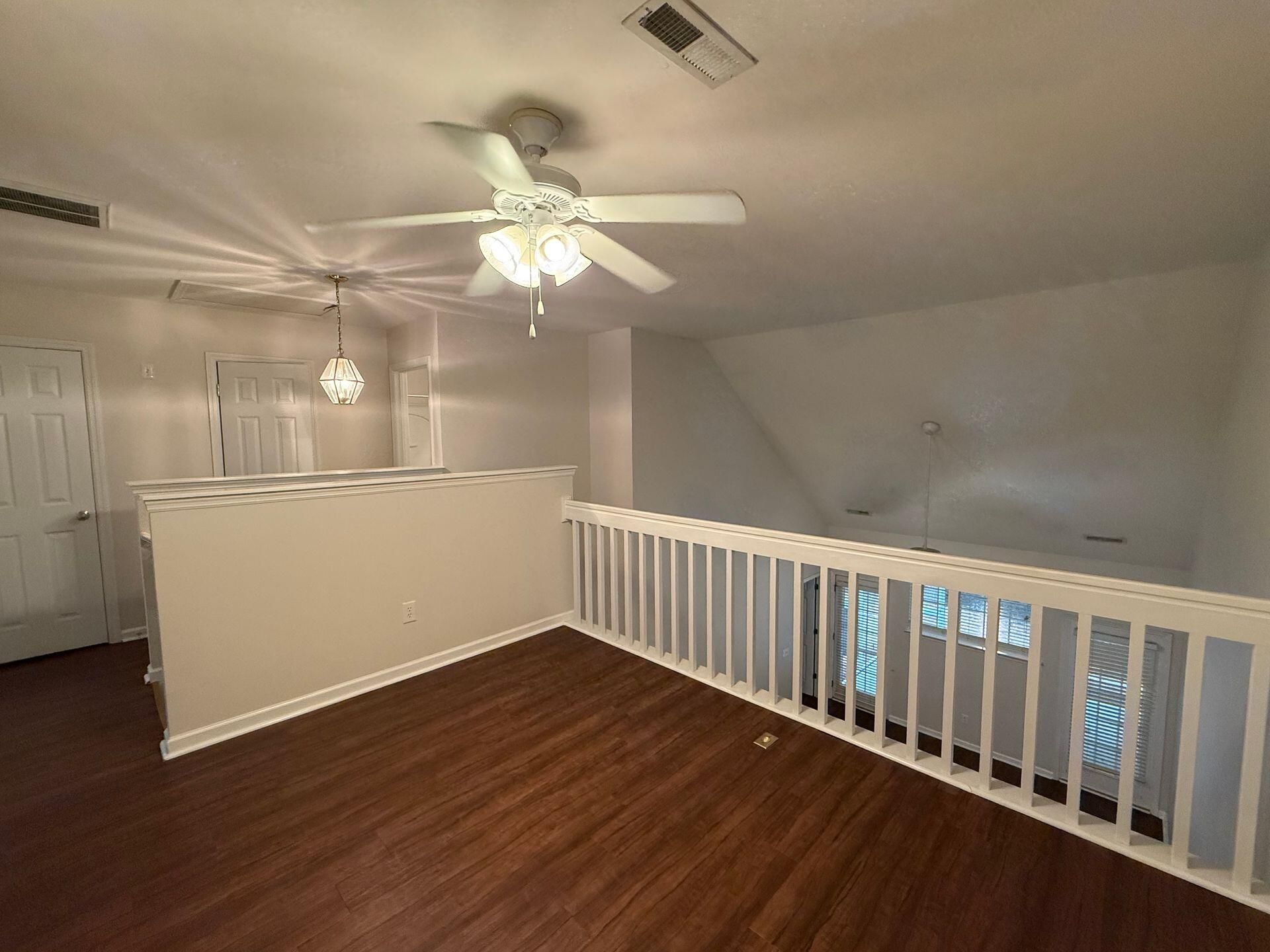222 Kelsey Boulevard Photo 9
