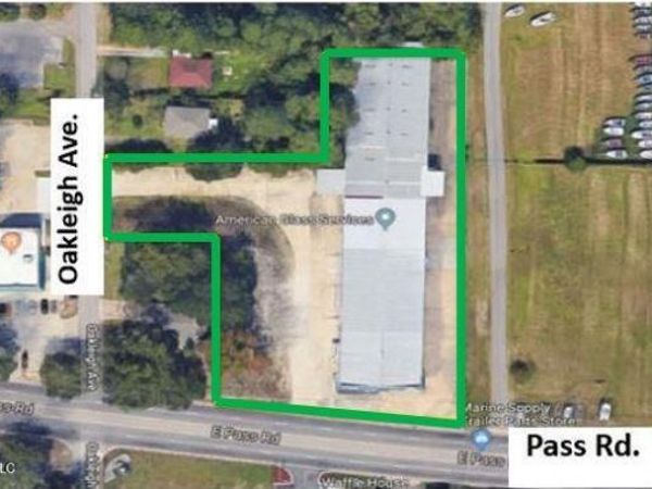 2234 Pass Road, Gulfport, MS 39501