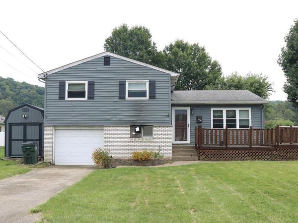 410 Glenwood Avenue, Moundsville, WV 26041