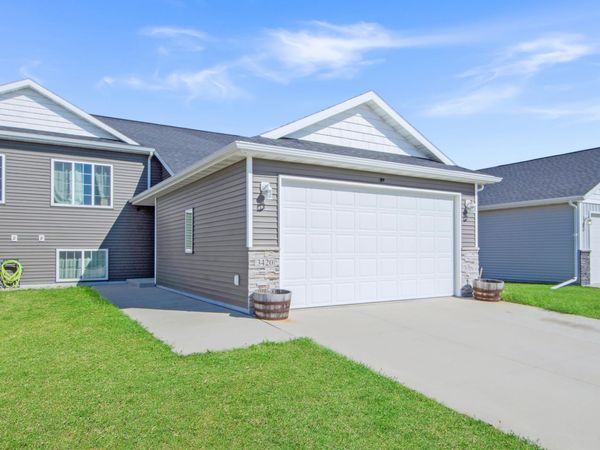 3420 17th Street S, Moorhead, MN 56560