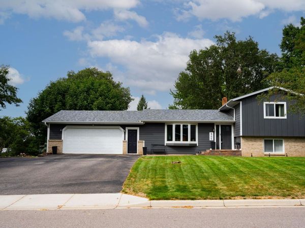 805 13th Street N, Sauk Rapids, MN 56379