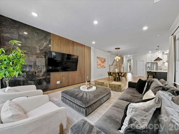 1233 Drummond Avenue, Charlotte, NC 28205