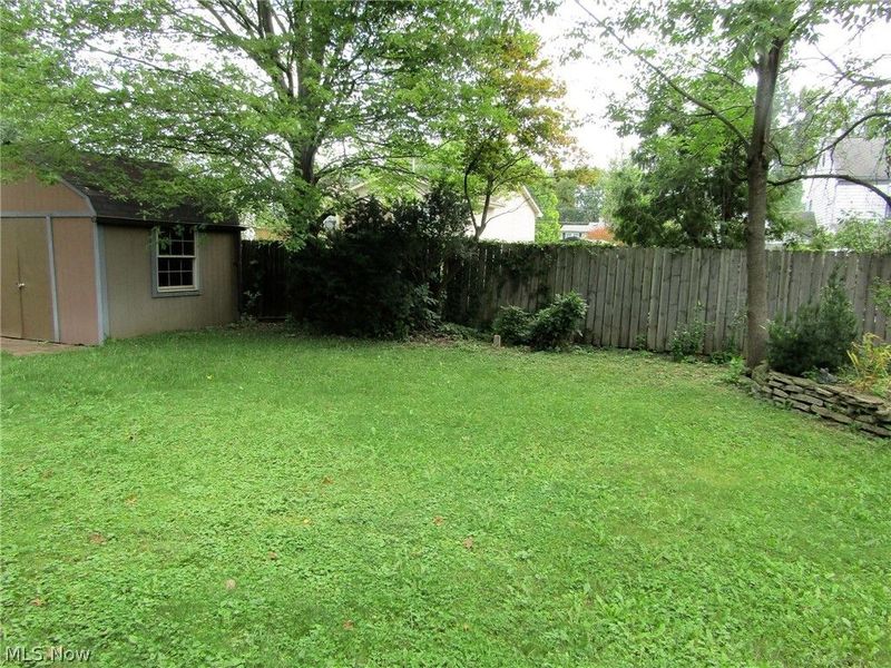 1921 Birch Trace Drive, Austintown, OH 44515 Photo 35