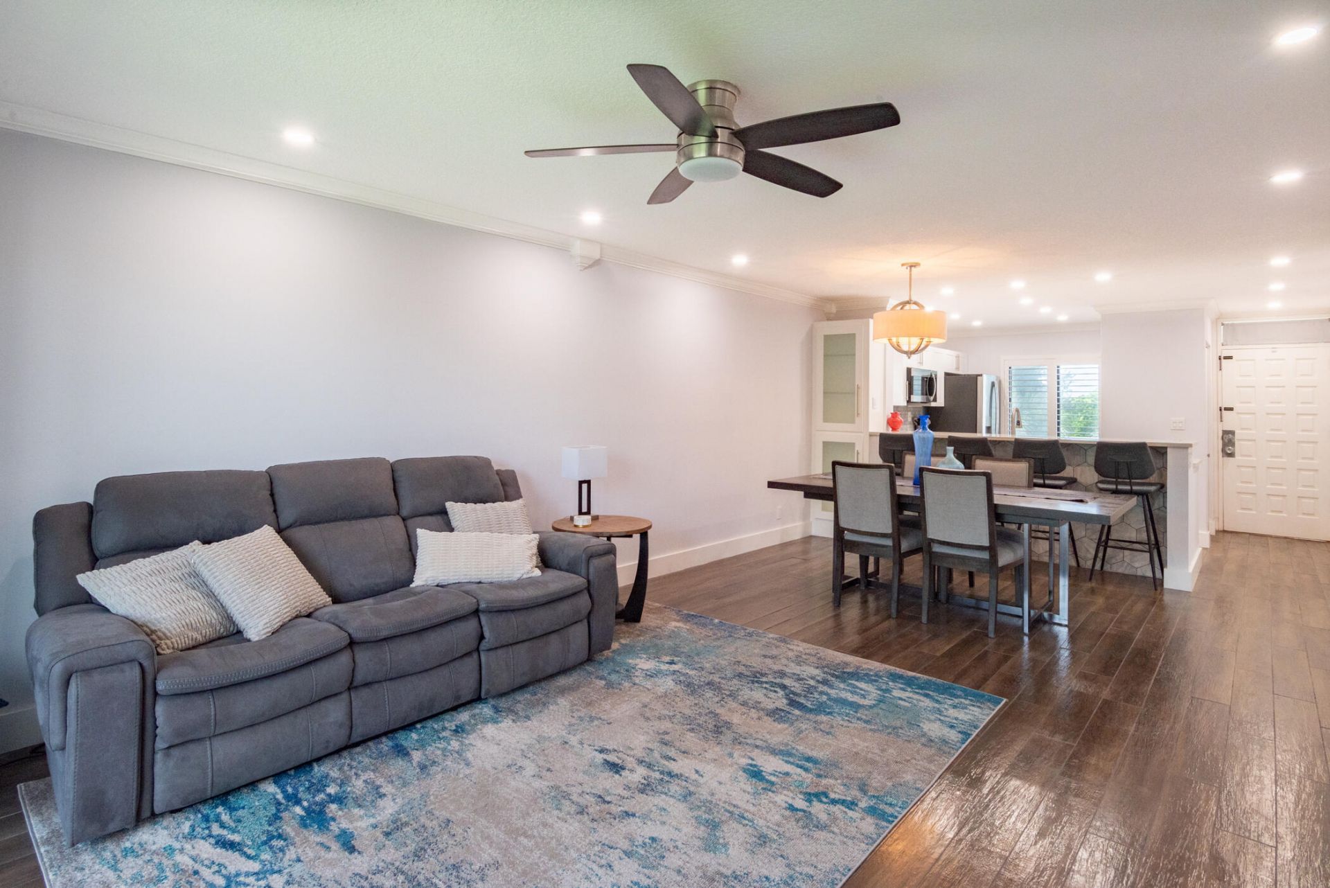 2500 Presidential Way, Unit 304, West Palm Beach, FL 33401 Photo