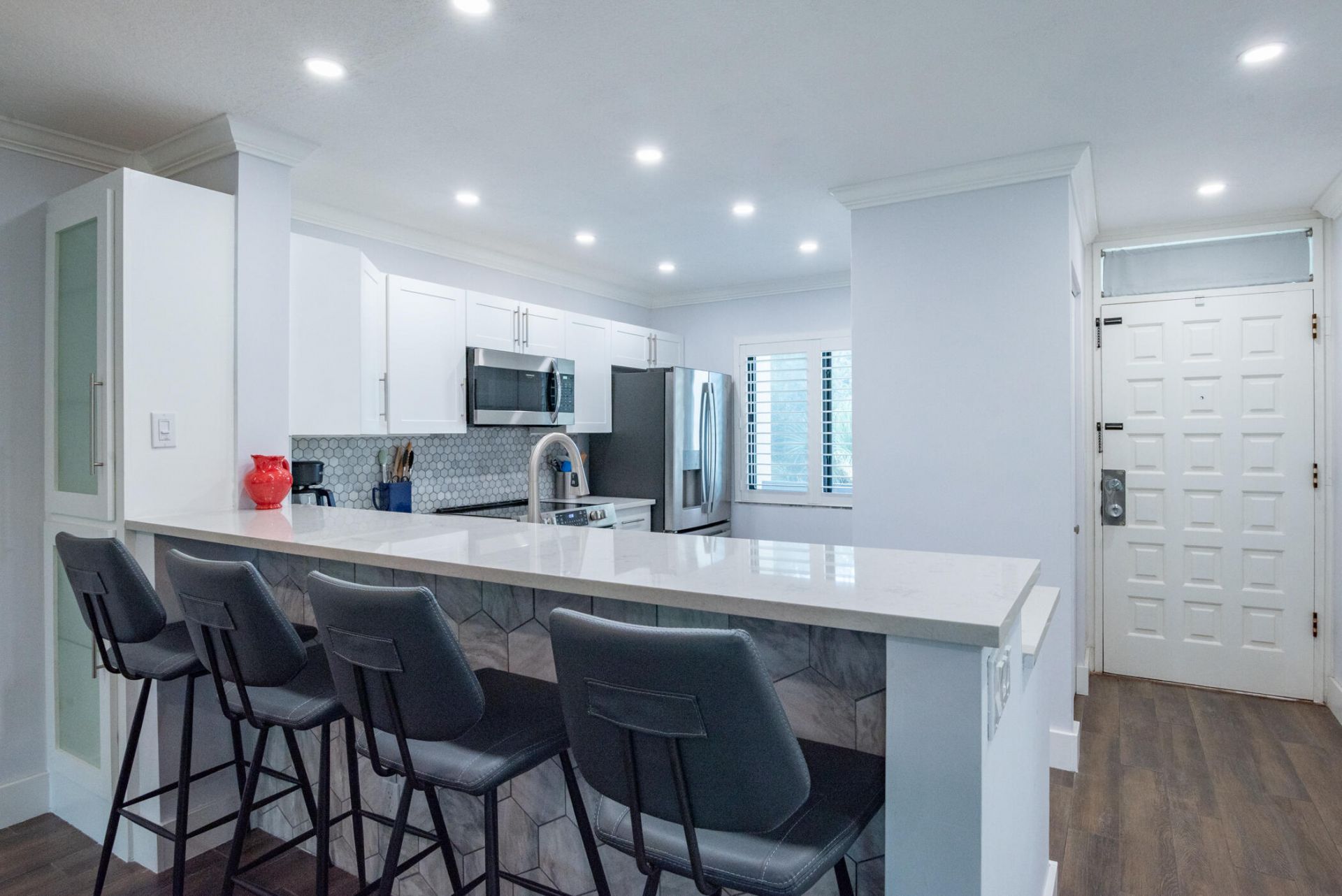 2500 Presidential Way, Unit 304, West Palm Beach, FL 33401 Photo