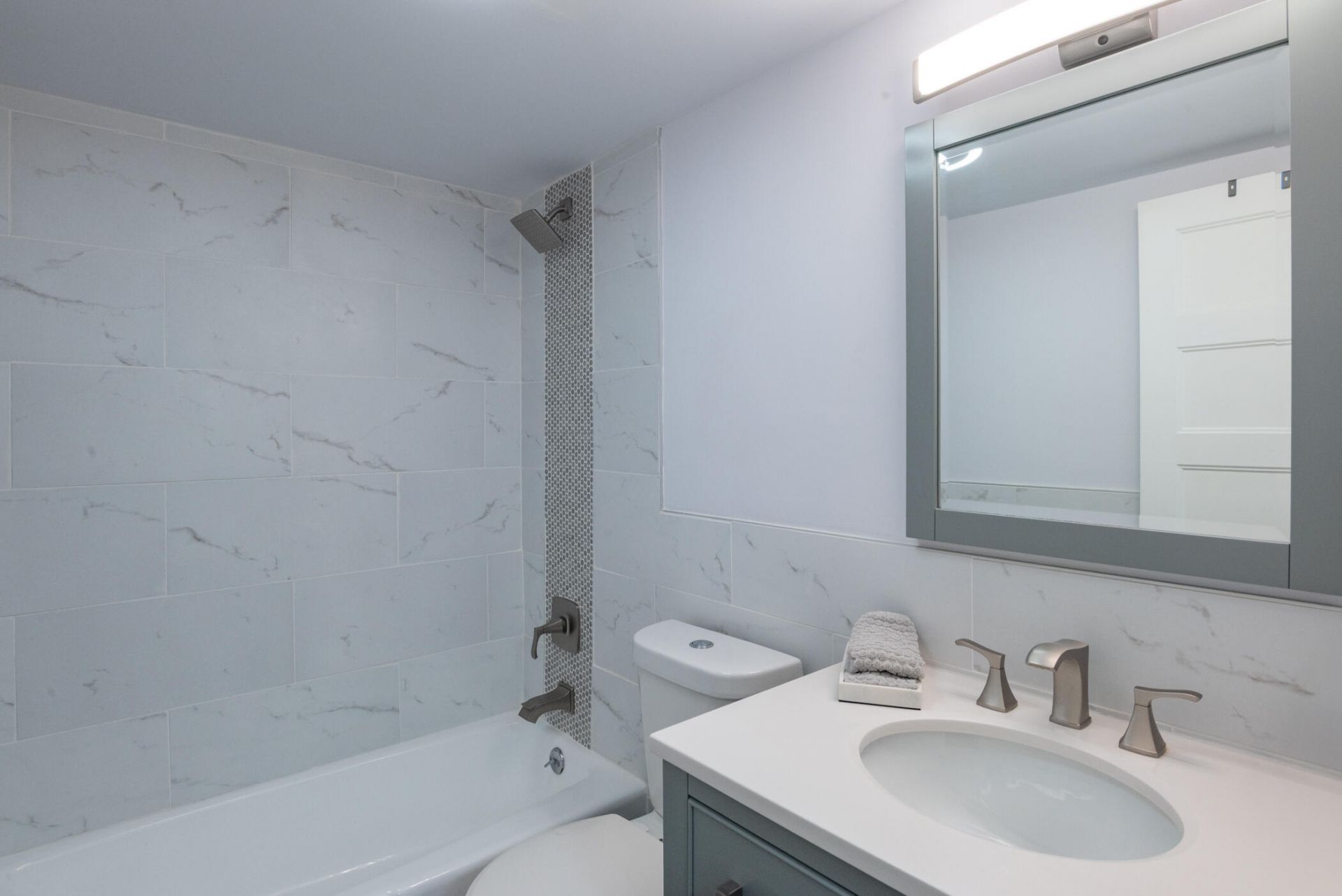 2500 Presidential Way, Unit 304, West Palm Beach, FL 33401 Photo