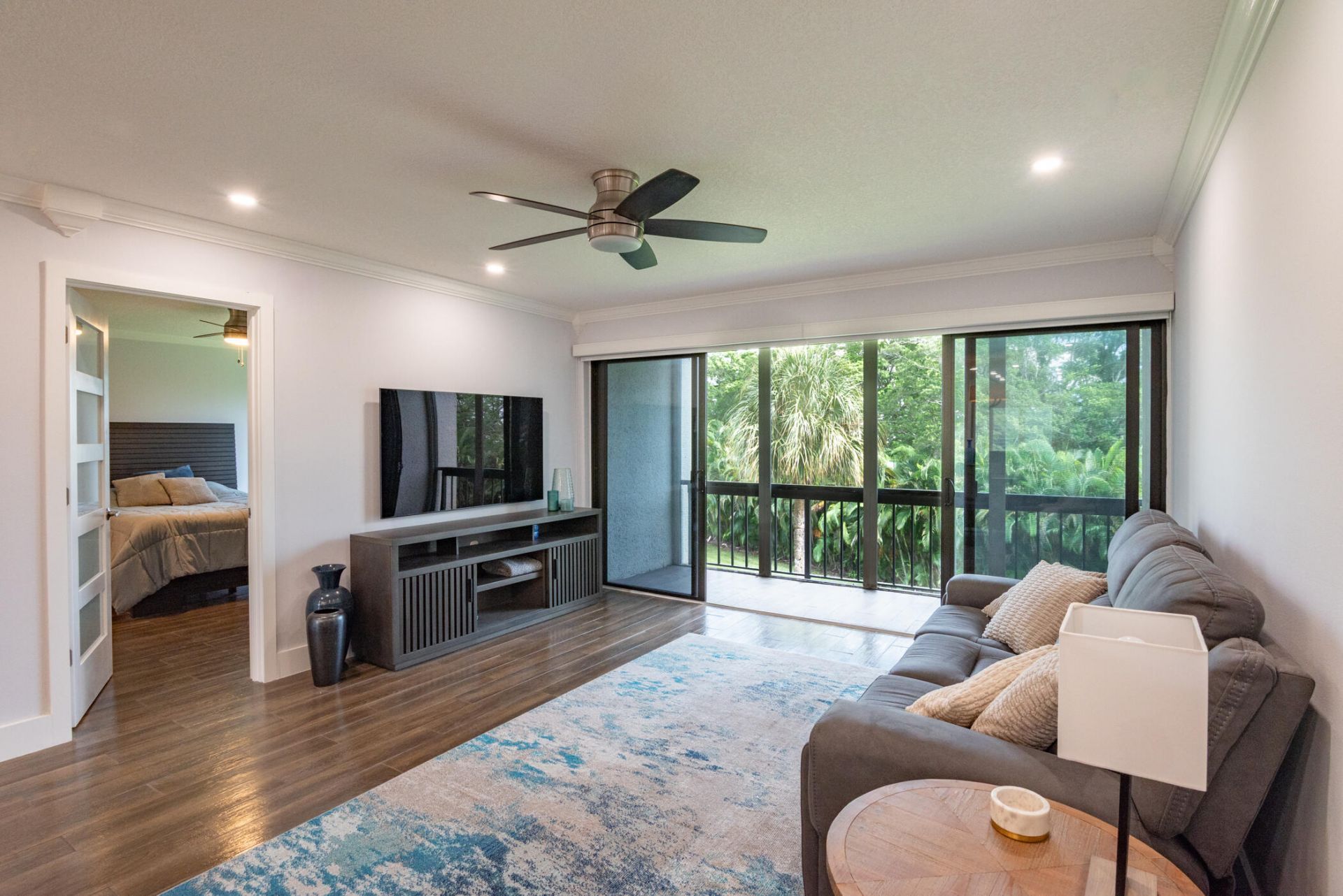 2500 Presidential Way, Unit 304, West Palm Beach, FL 33401 Photo