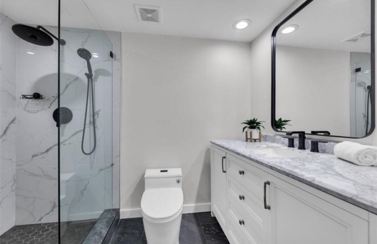 1167 Hillsboro Mile, Unit 306, Hillsboro Beach, FL 33062 Photo