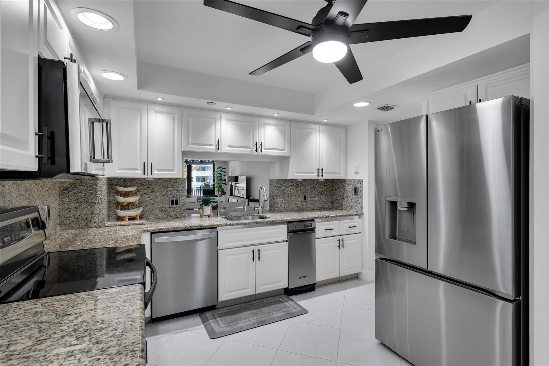 1167 Hillsboro Mile, Unit 306, Hillsboro Beach, FL 33062 Photo