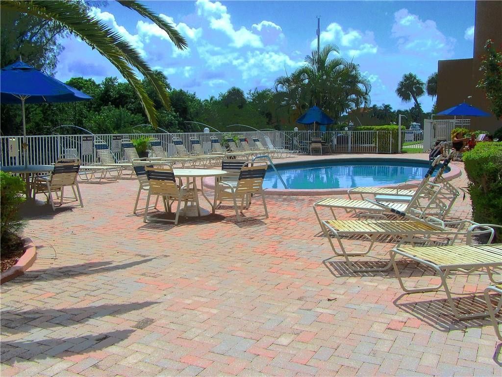 2840 NE 14th Street Causeway, Unit 109, Pompano Beach, FL 33062 Photo