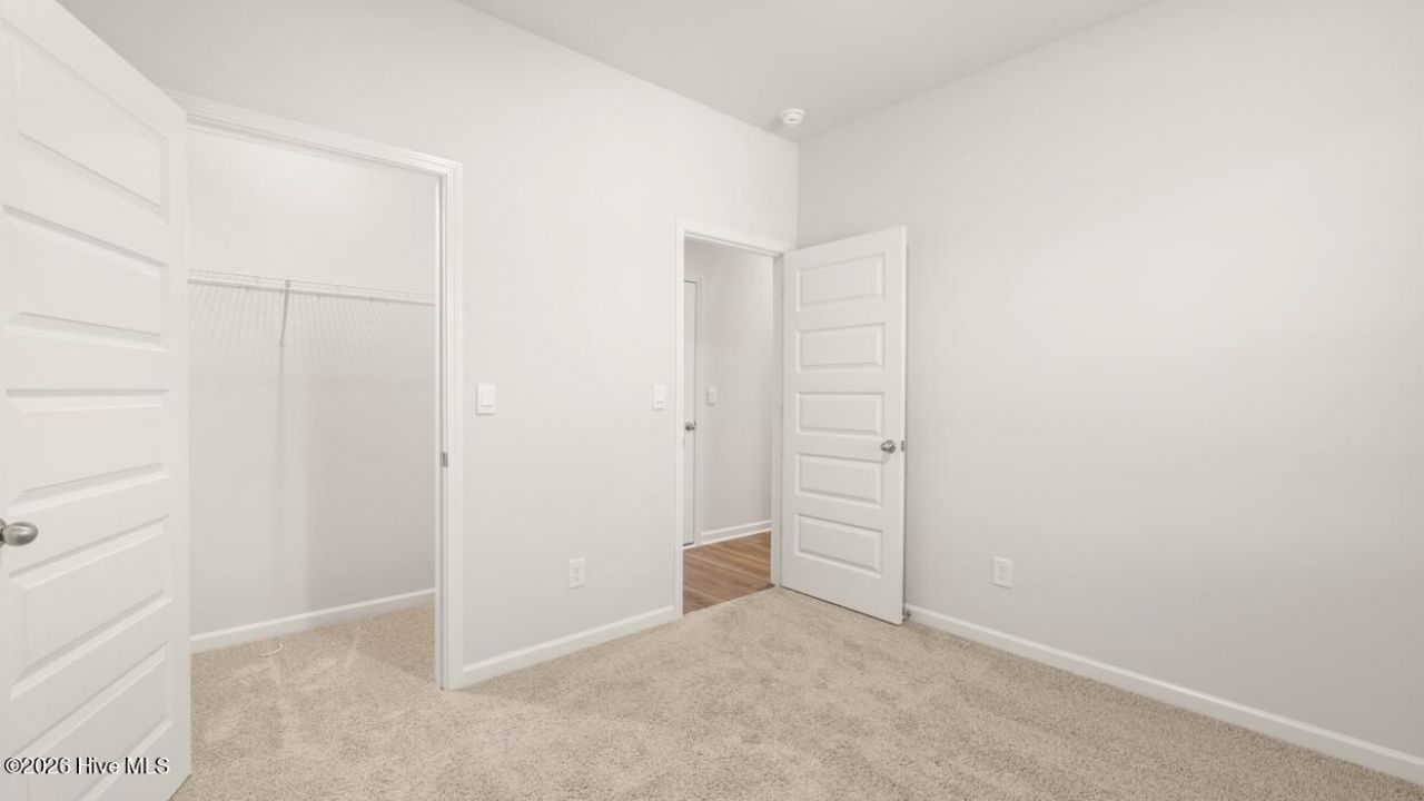 810 Feldspar Manor Photo 26