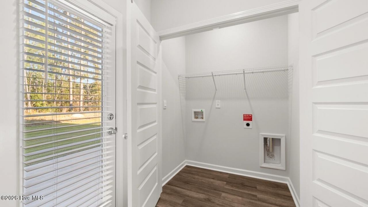 810 Feldspar Manor Photo 30
