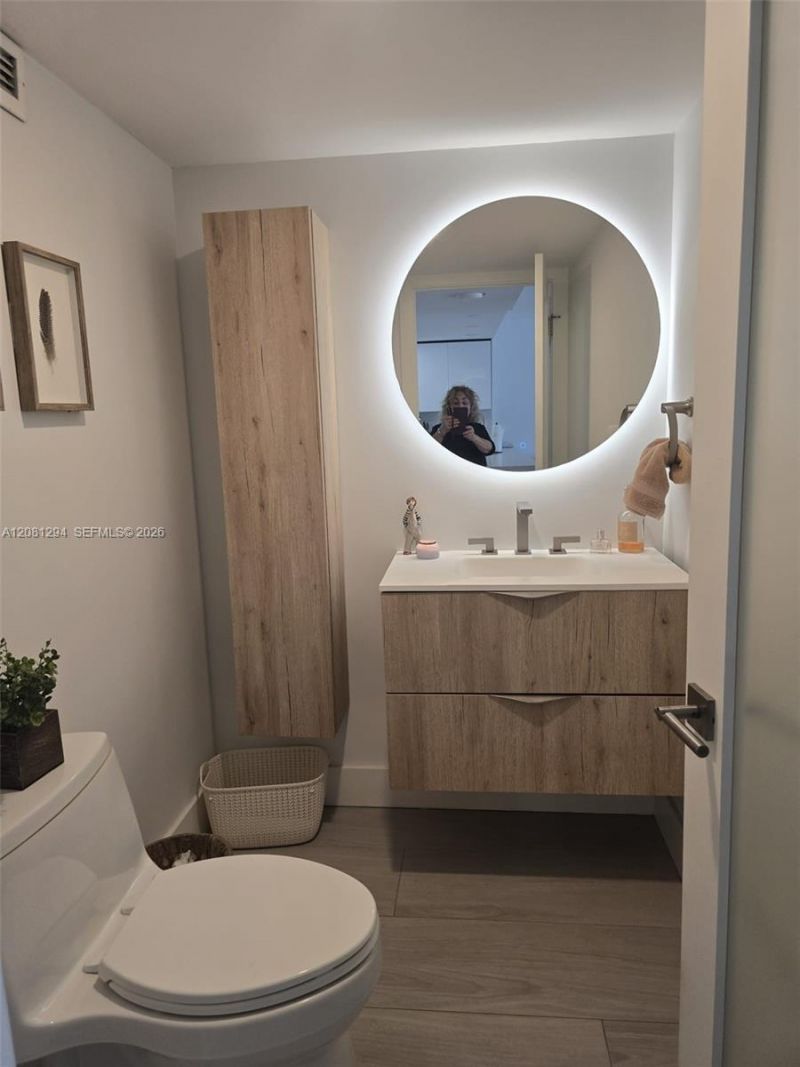 1901 Brickell Ave , Unit B2110, Miami, FL 33129 Photo