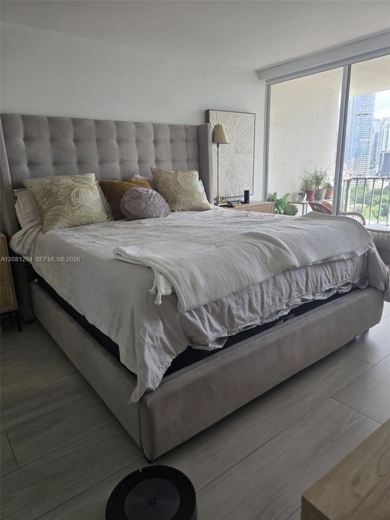 1901 Brickell Ave , Unit B2110, Miami, FL 33129 Photo