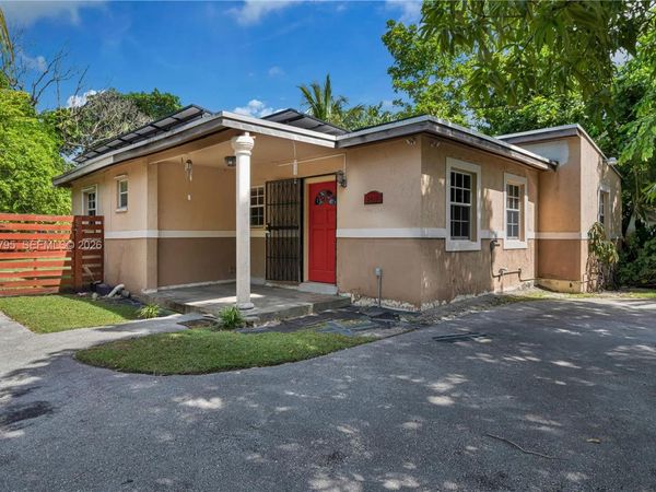 6401 SW 63rd Ct , South Miami, FL 33143