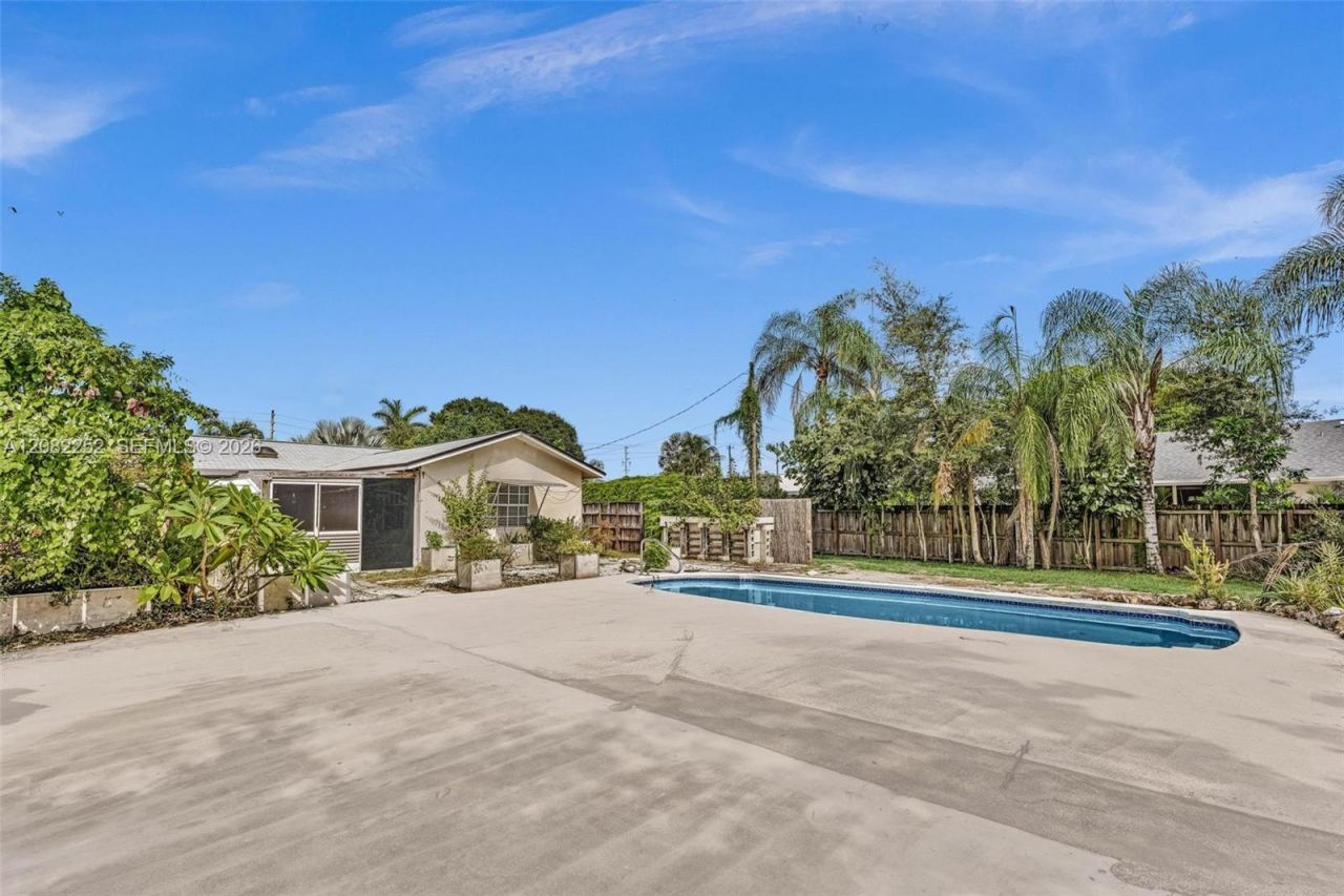 5088 2nd Rd , Lake Worth, FL 33467 Photo