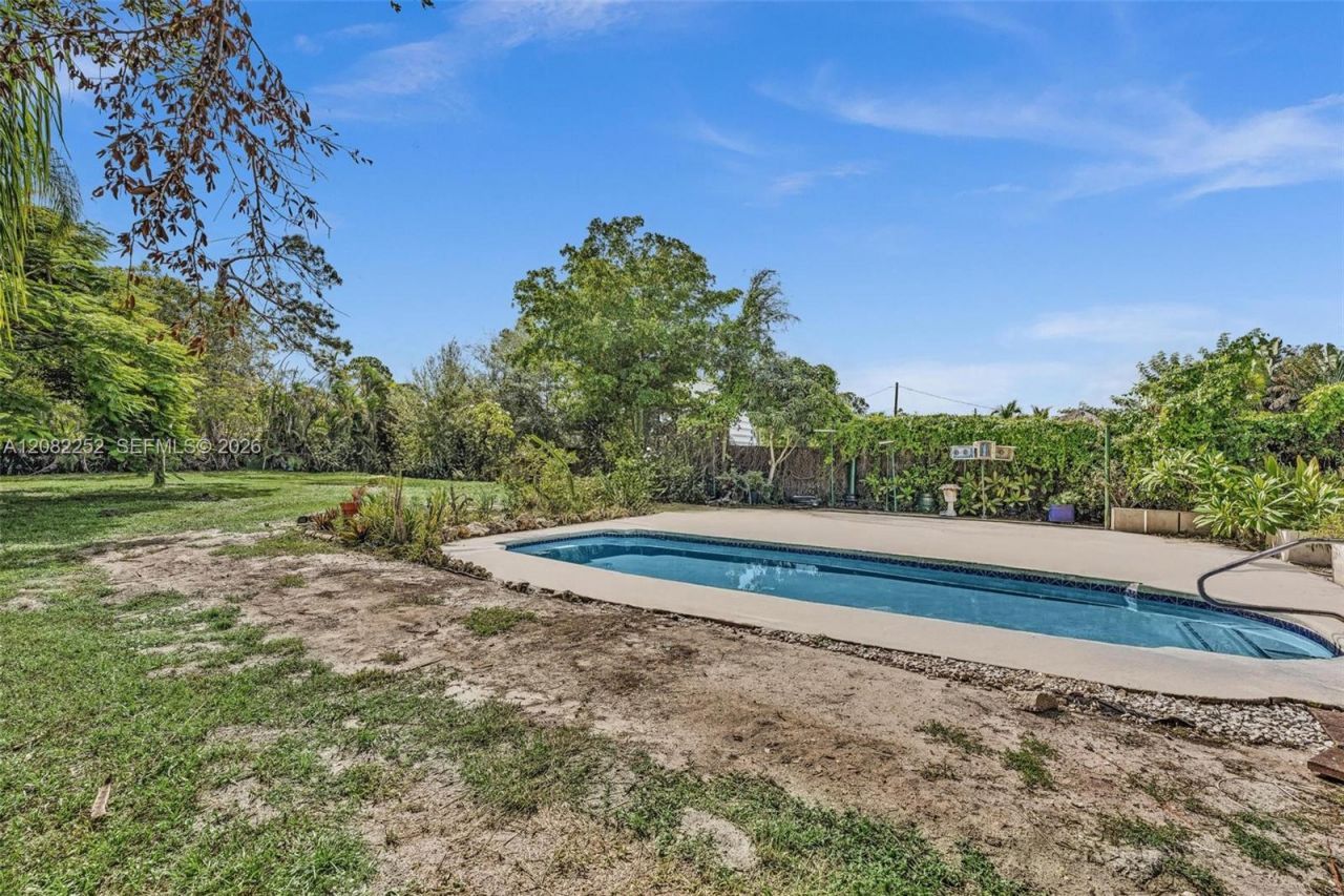 5088 2nd Rd , Lake Worth, FL 33467 Photo