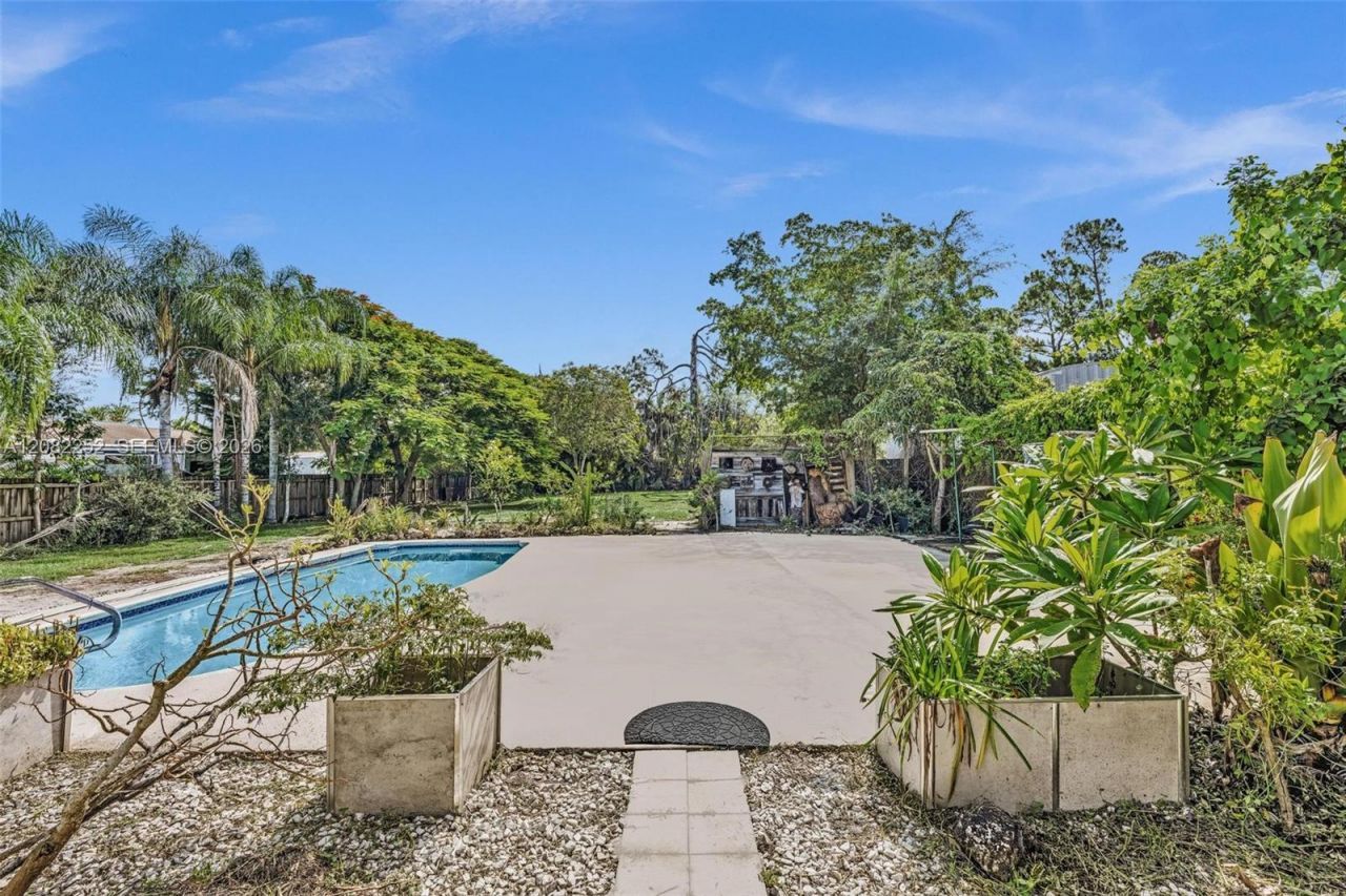 5088 2nd Rd , Lake Worth, FL 33467 Photo