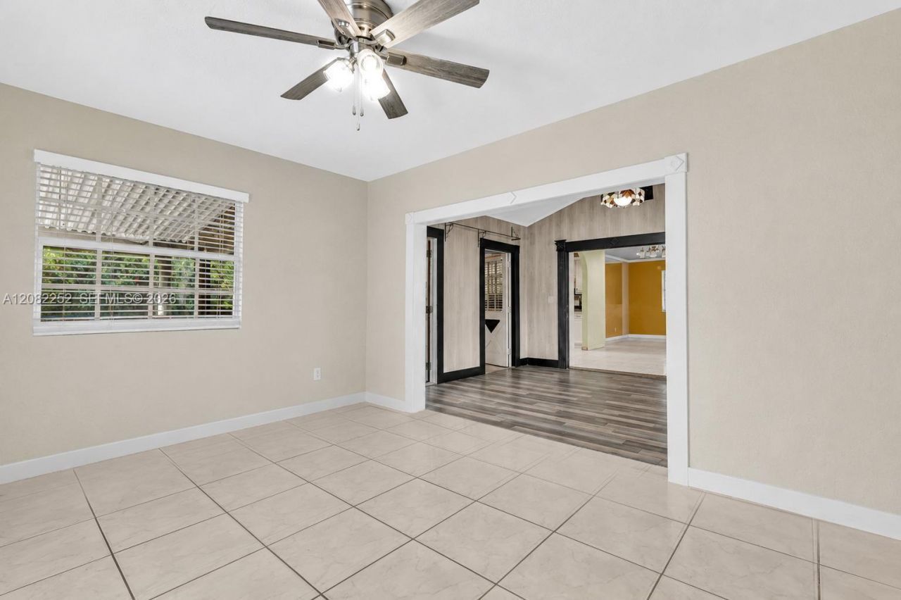 5088 2nd Rd , Lake Worth, FL 33467 Photo