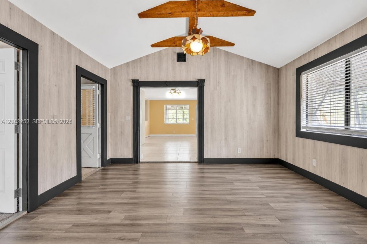 5088 2nd Rd , Lake Worth, FL 33467 Photo