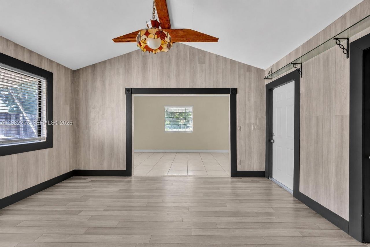 5088 2nd Rd , Lake Worth, FL 33467 Photo