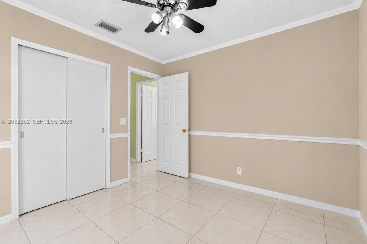 5088 2nd Rd , Lake Worth, FL 33467 Photo
